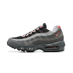Air Max 95 TT Essential Track Röd CI3705-600 Män Skor