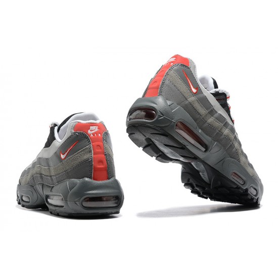 Air Max 95 TT Essential Track Röd CI3705-600 Män Skor